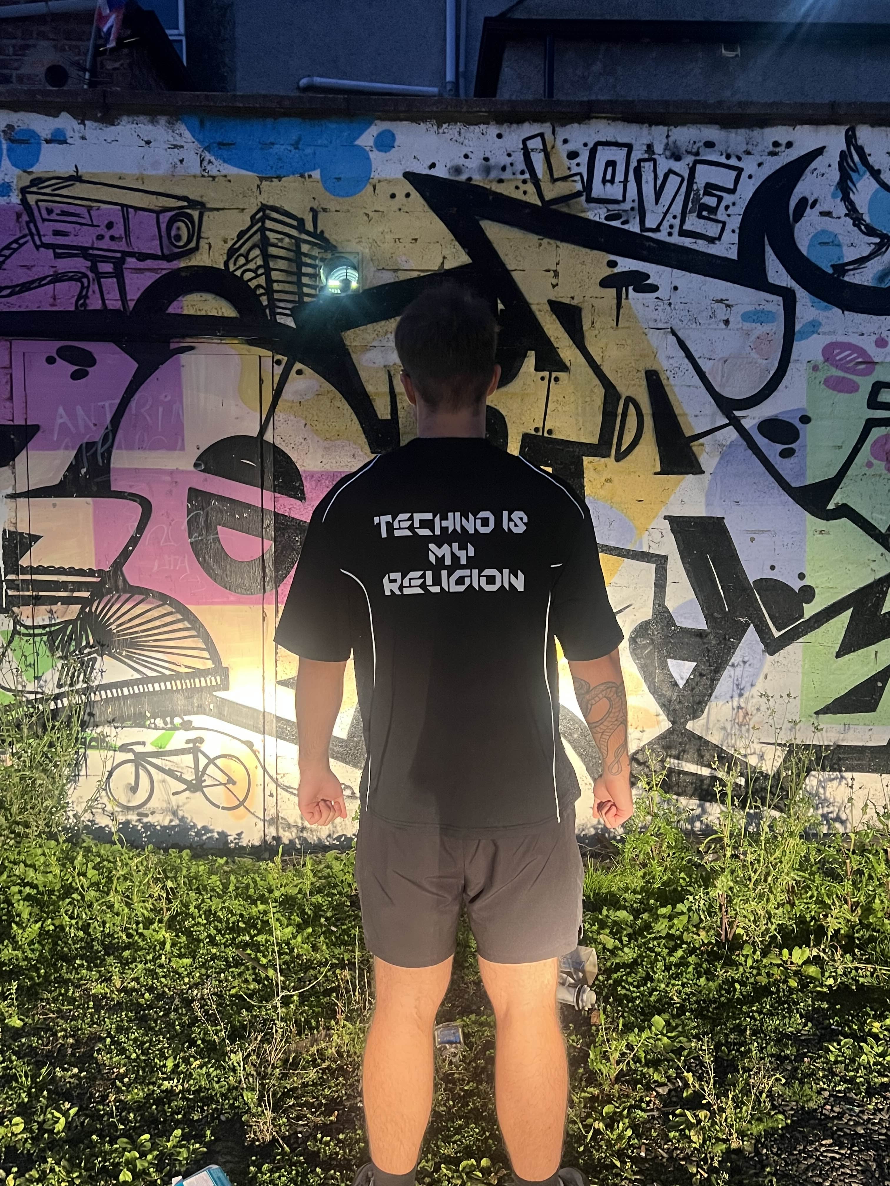 Techno Is My Religion│Black